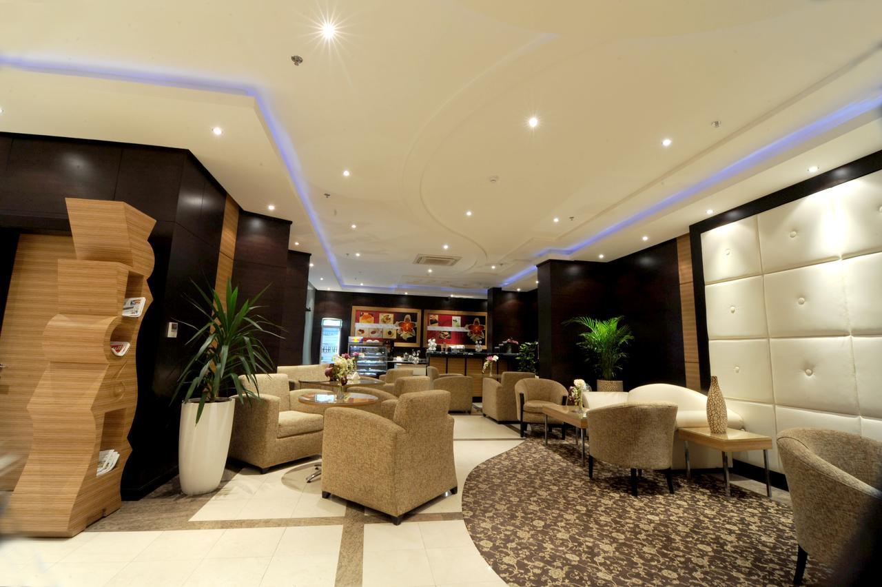Rose Garden Hotel Riyadh Restaurant photo
