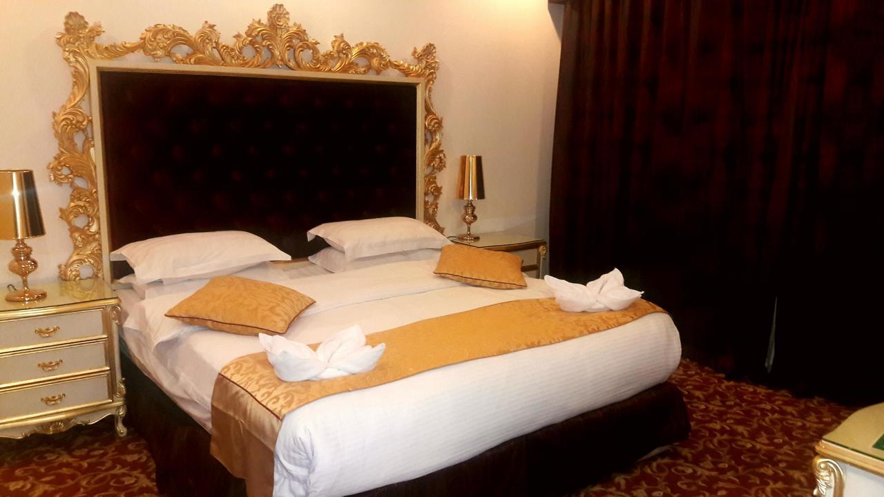 Rose Garden Hotel Riyadh Exterior photo